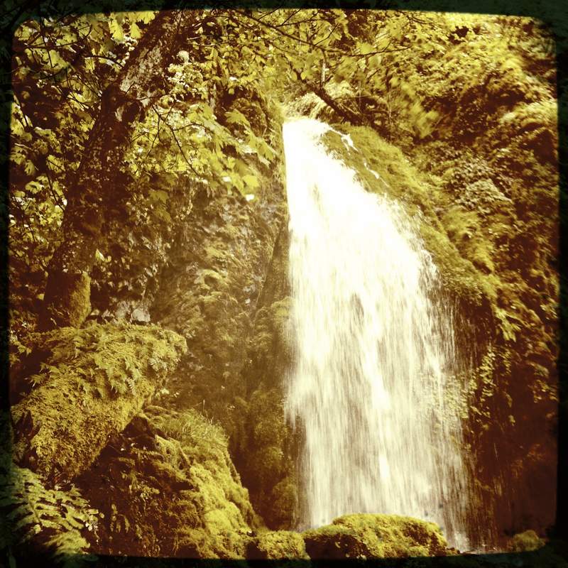 lancaster falls