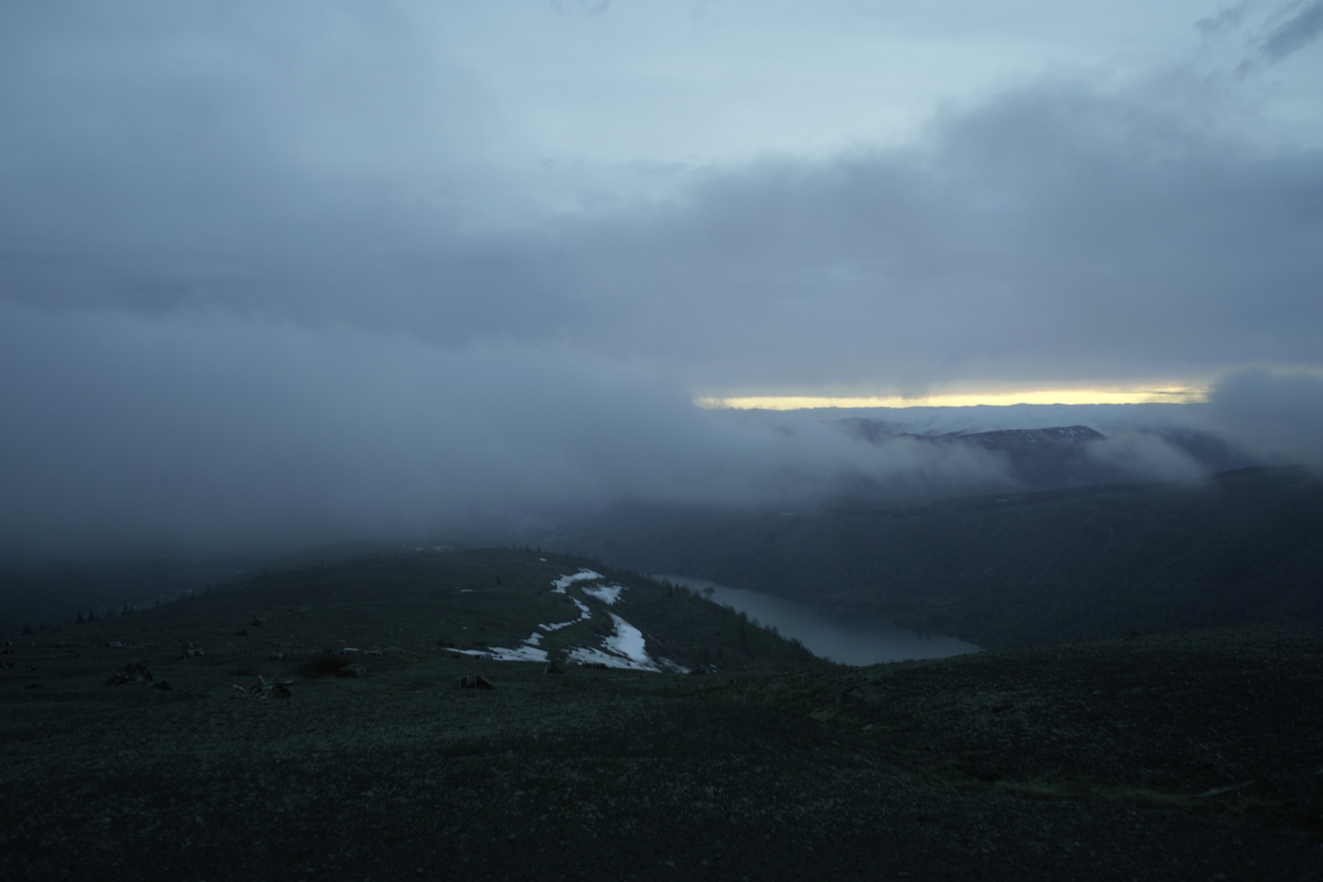 The cloud that was chasing me down. Taking a picture of it just helped its lead.