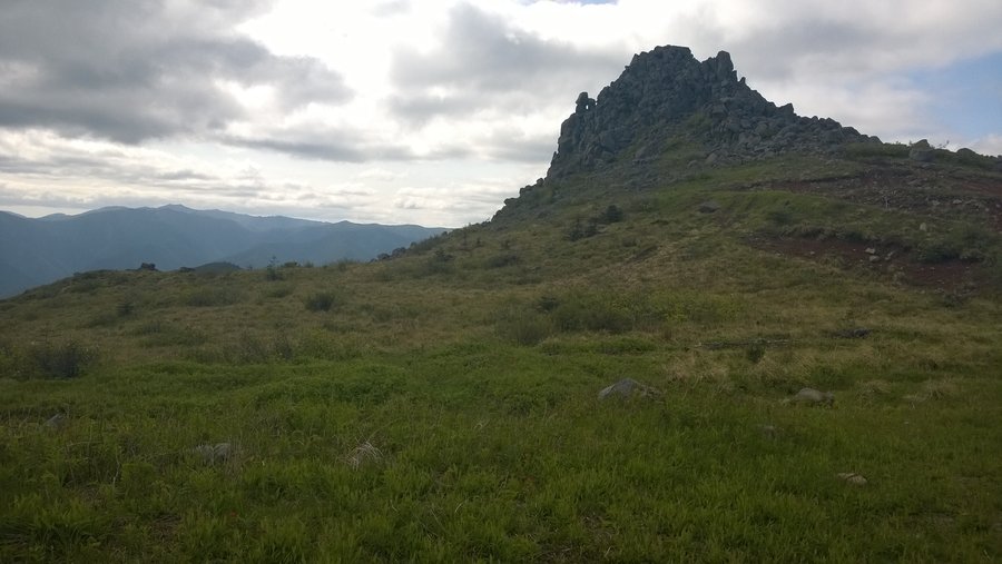 Photo from 3 Corner Rock via PCT from the North