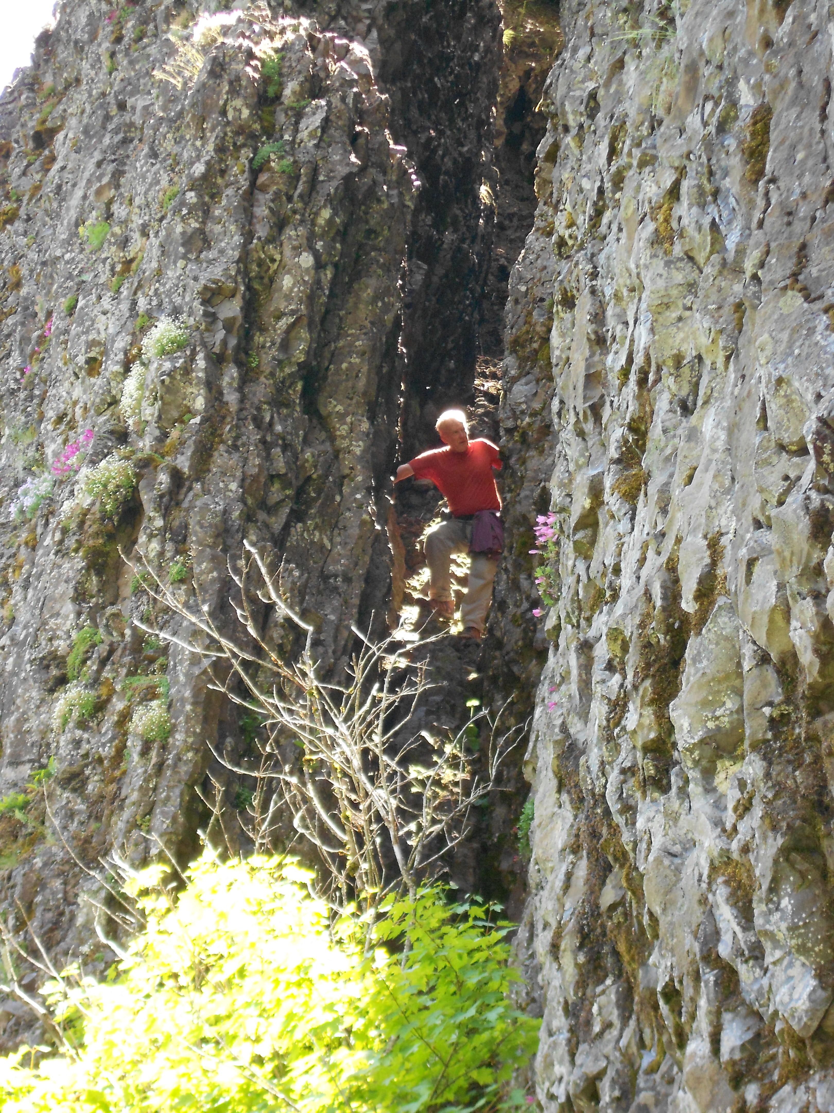 Another shot, was hard for me to shoot this as Paul and I were clinging to to the side of the cliffs almost, I think Paul got better shots and video too...