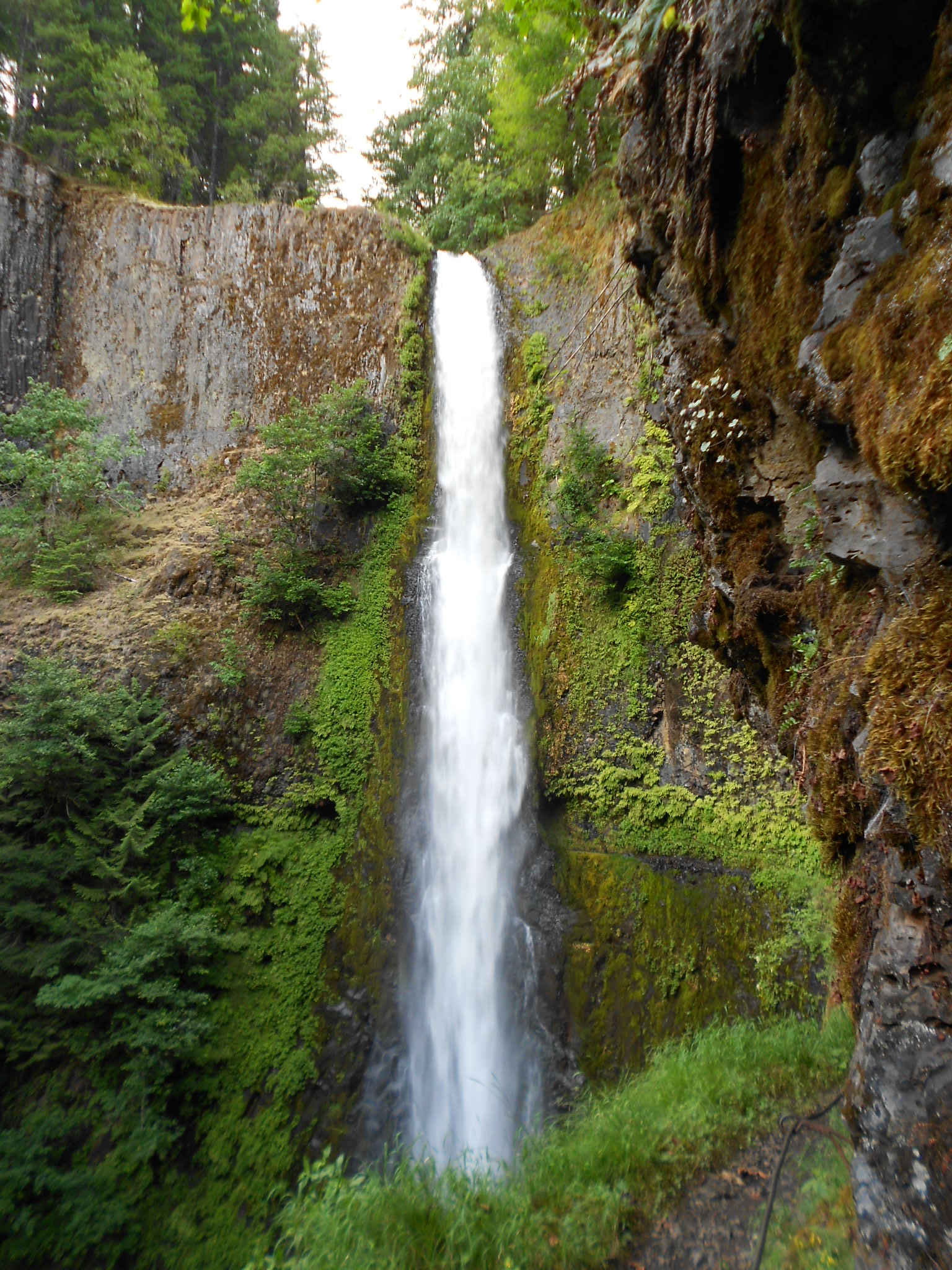 Tunnel Falls