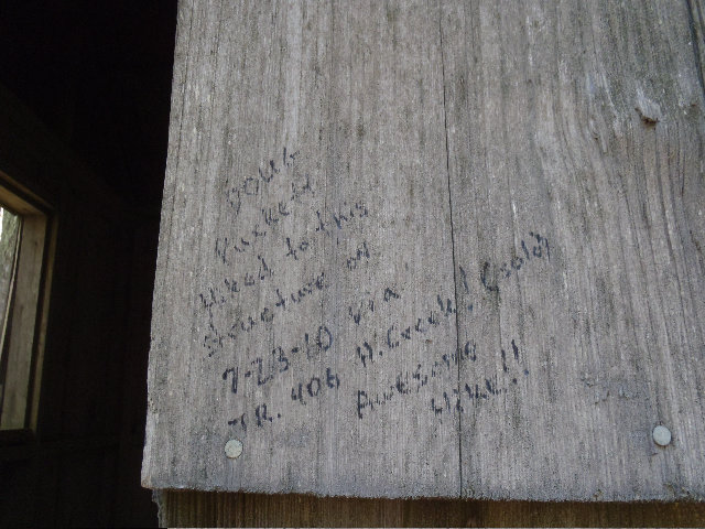 Writing on Structure by Mayem
