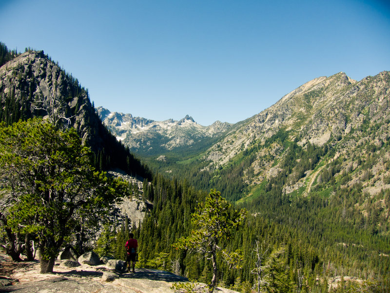 Overlooking the Stewart Basin from the trail to Colchuck Lake