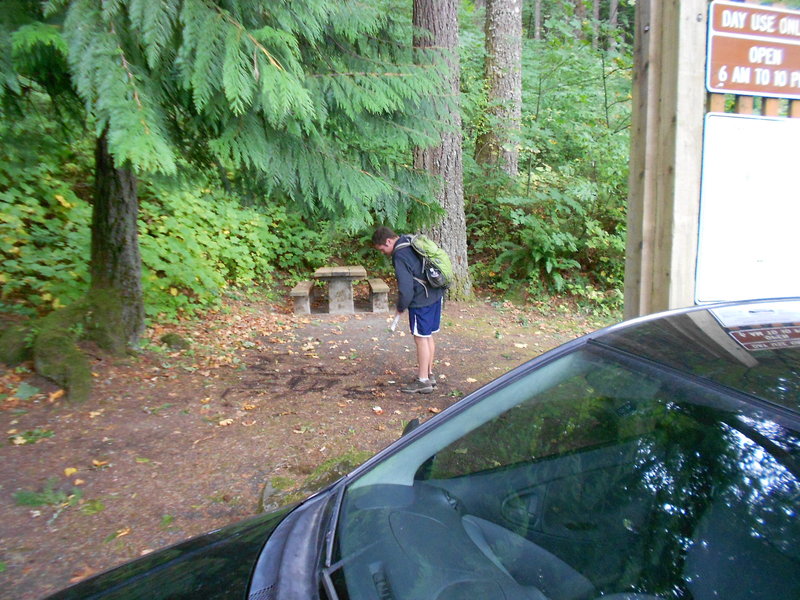 Vandalising the dirt!!