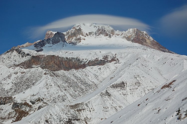 Another lenticular started grow quickly out of nothing...