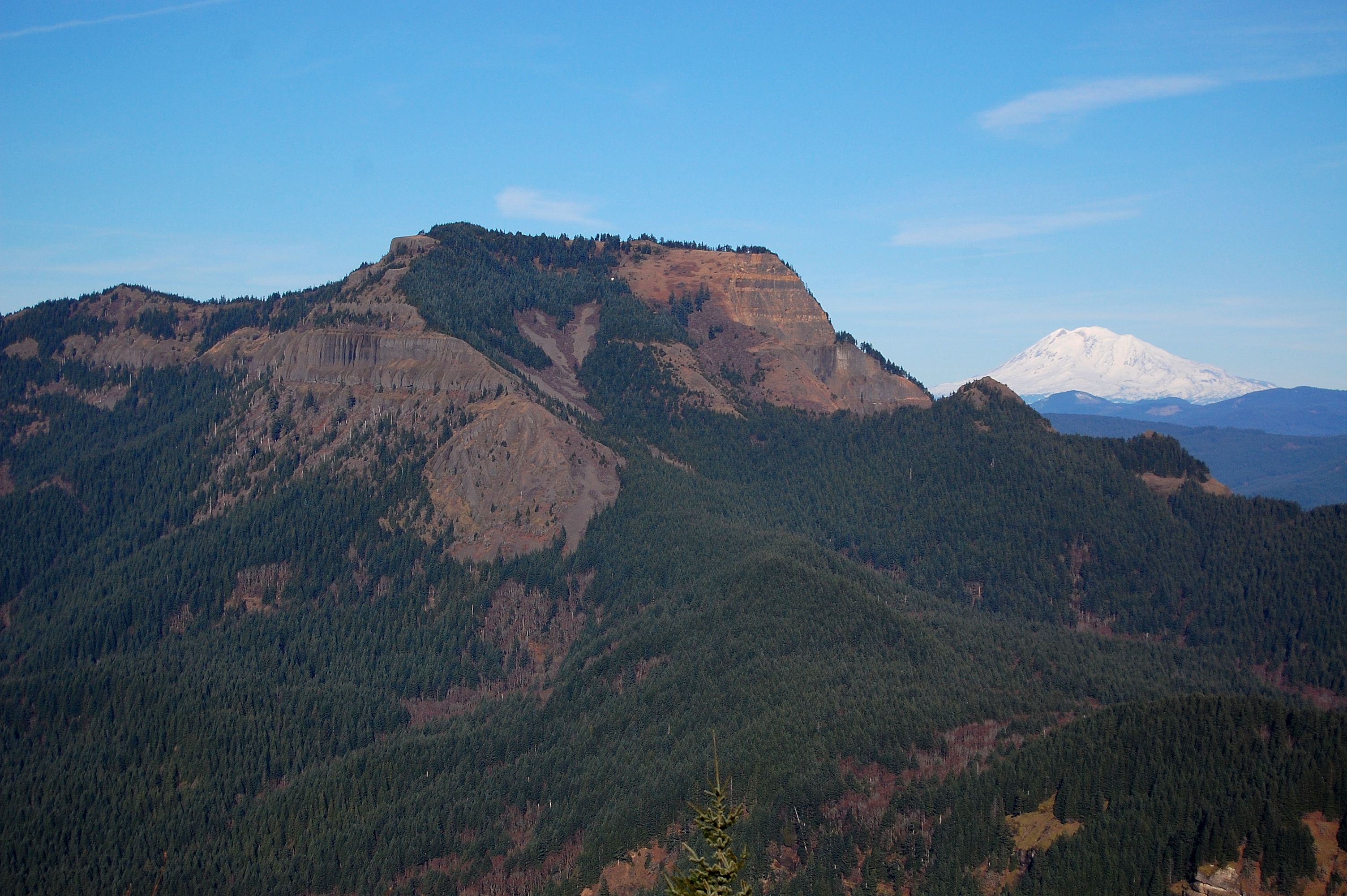 VanMarmot is somewhere in this photo