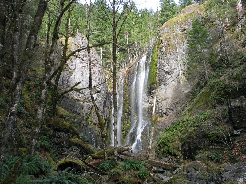 Henline Falls