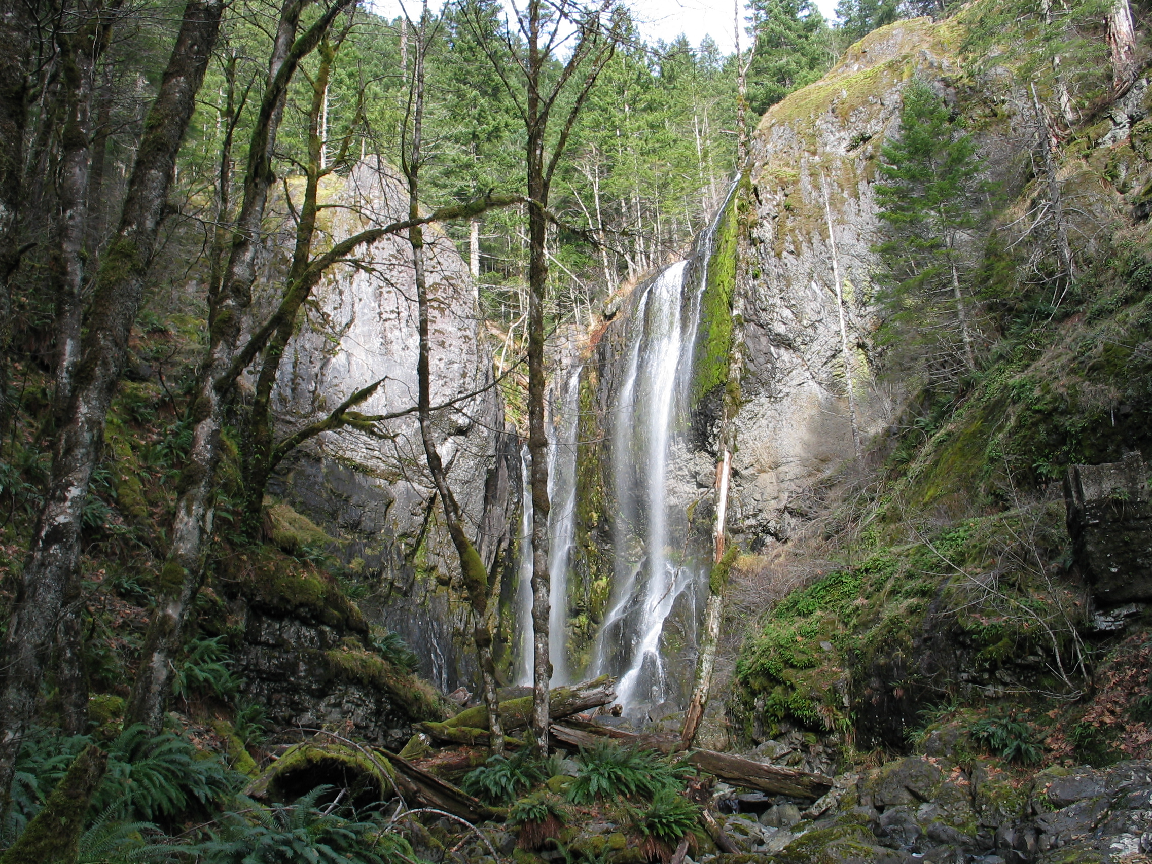 Henline Falls