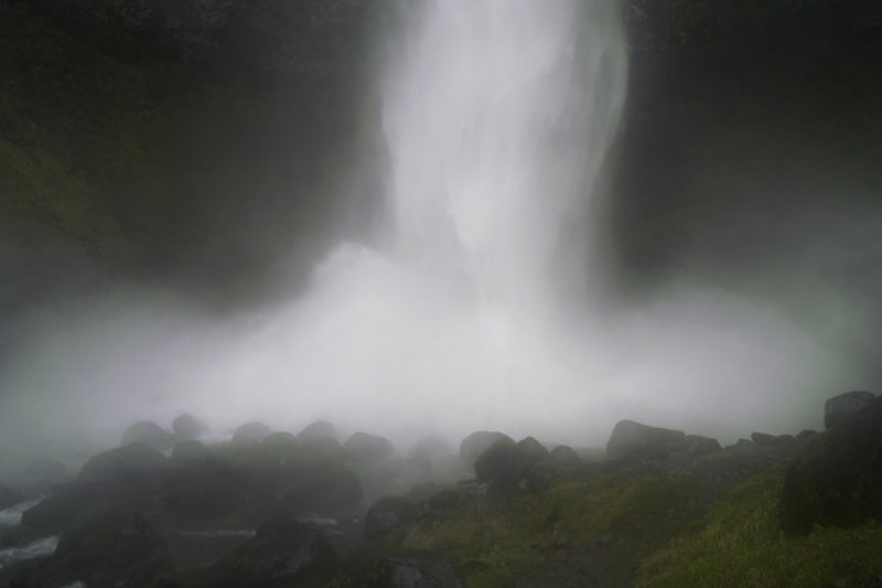 It was pretty windy so the spray was insane! Super fun.
