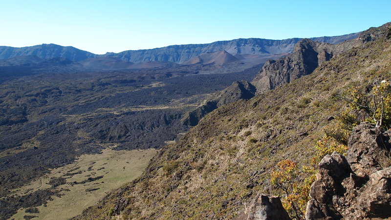The vastness of the crater.