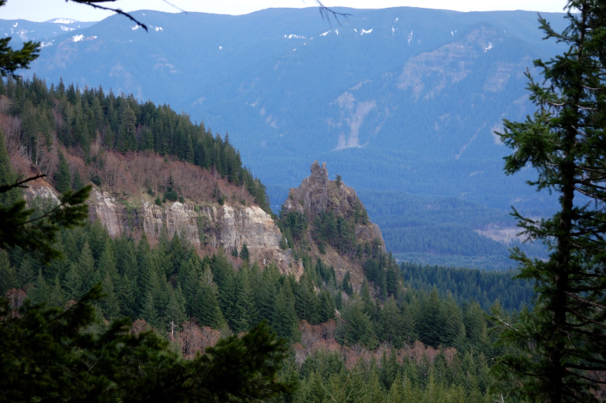 Rock formations near Table Mtn