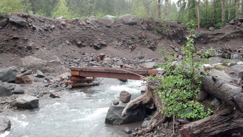 Footbridge over the Sandy River