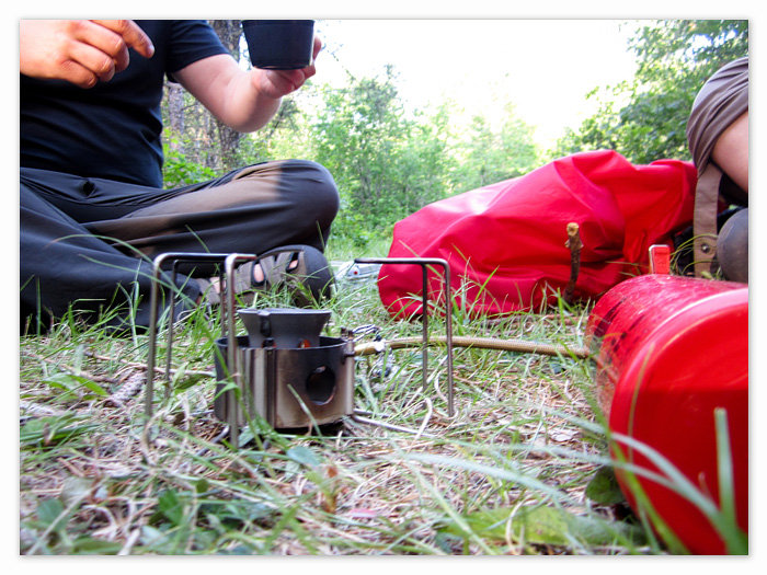 Hilo and girlfriend making breakfast day 3