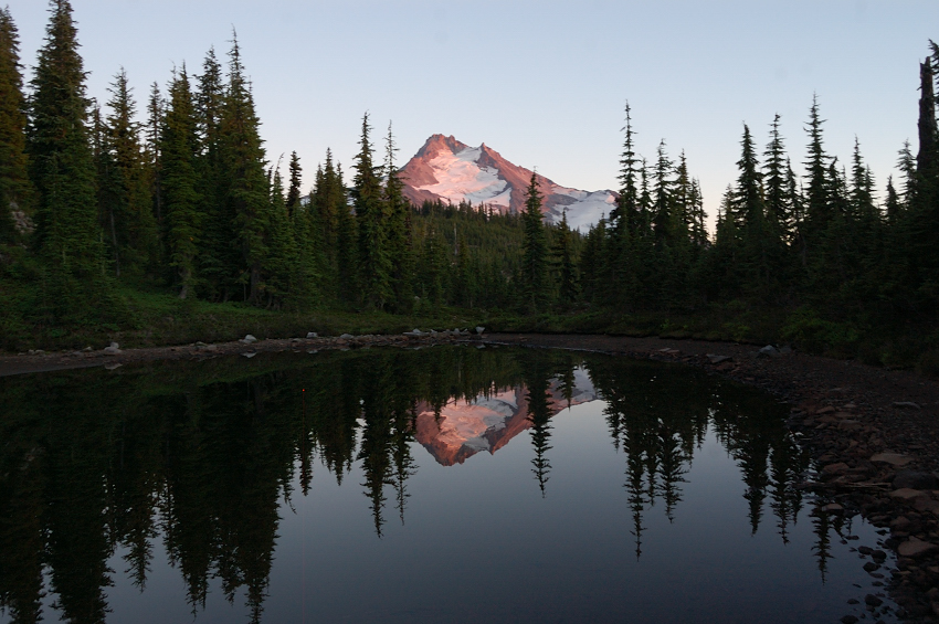 Most tarns were dry by now, so coming by this one was a nice surprise