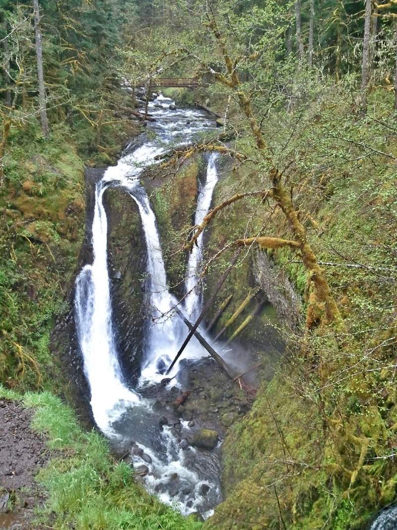 Triple Falls, looking voluminous today.