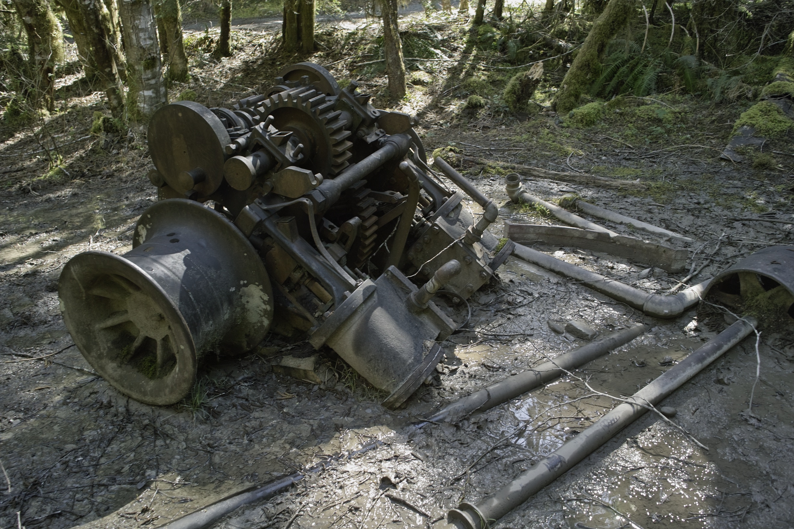 I swear some of these old timey mechanical bits are staged.
